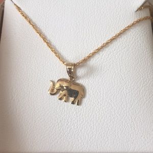 NIB 10K Gold Elephant Necklace